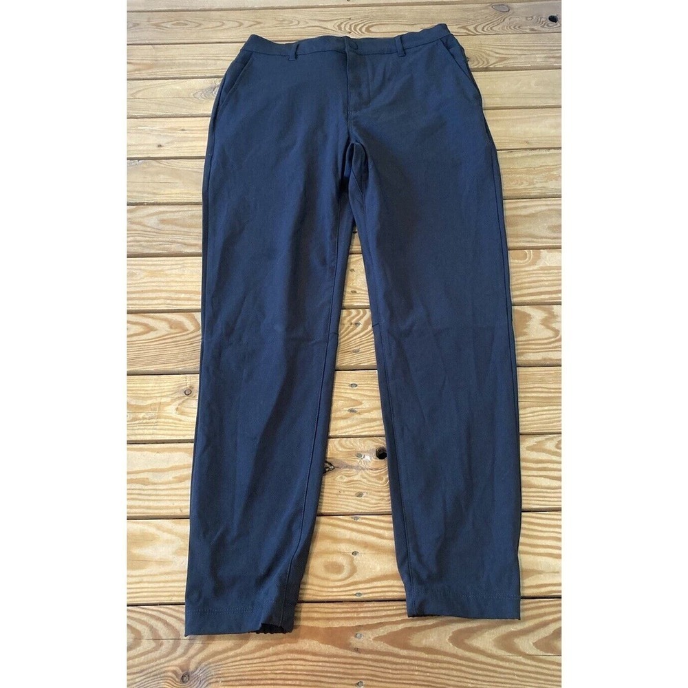 Cuts Stretch Chino Pants Size Medium Men’s Black